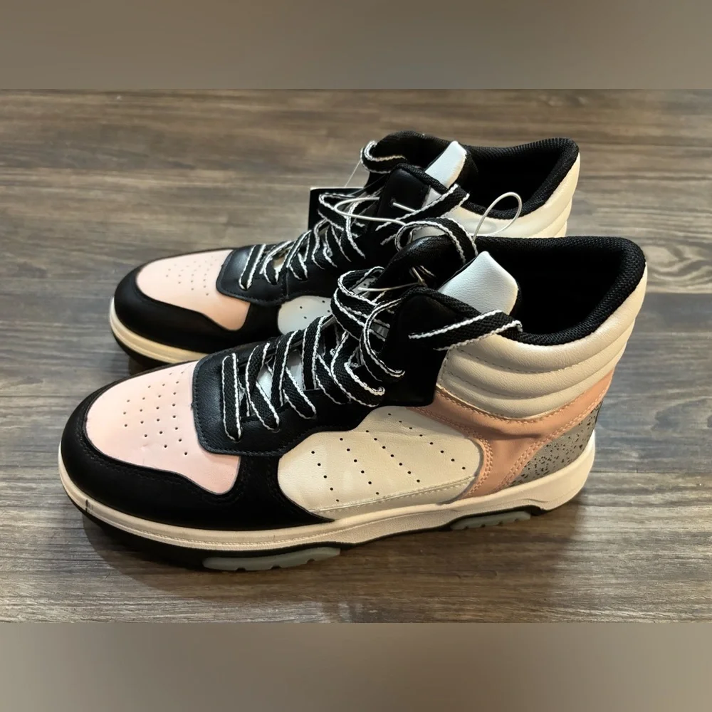 NEW Cavalli Class Sport Women’s Size 7‎ Rose Hi-Top Sneakers